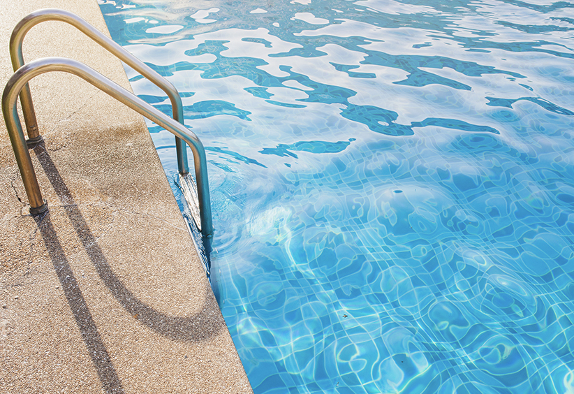 4 razones para proteger tu piscina